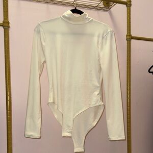 Zenana Outfitters Cream Long Sleeve Bodysuit